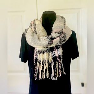 🌸 3 for $12 Women’s Scarf